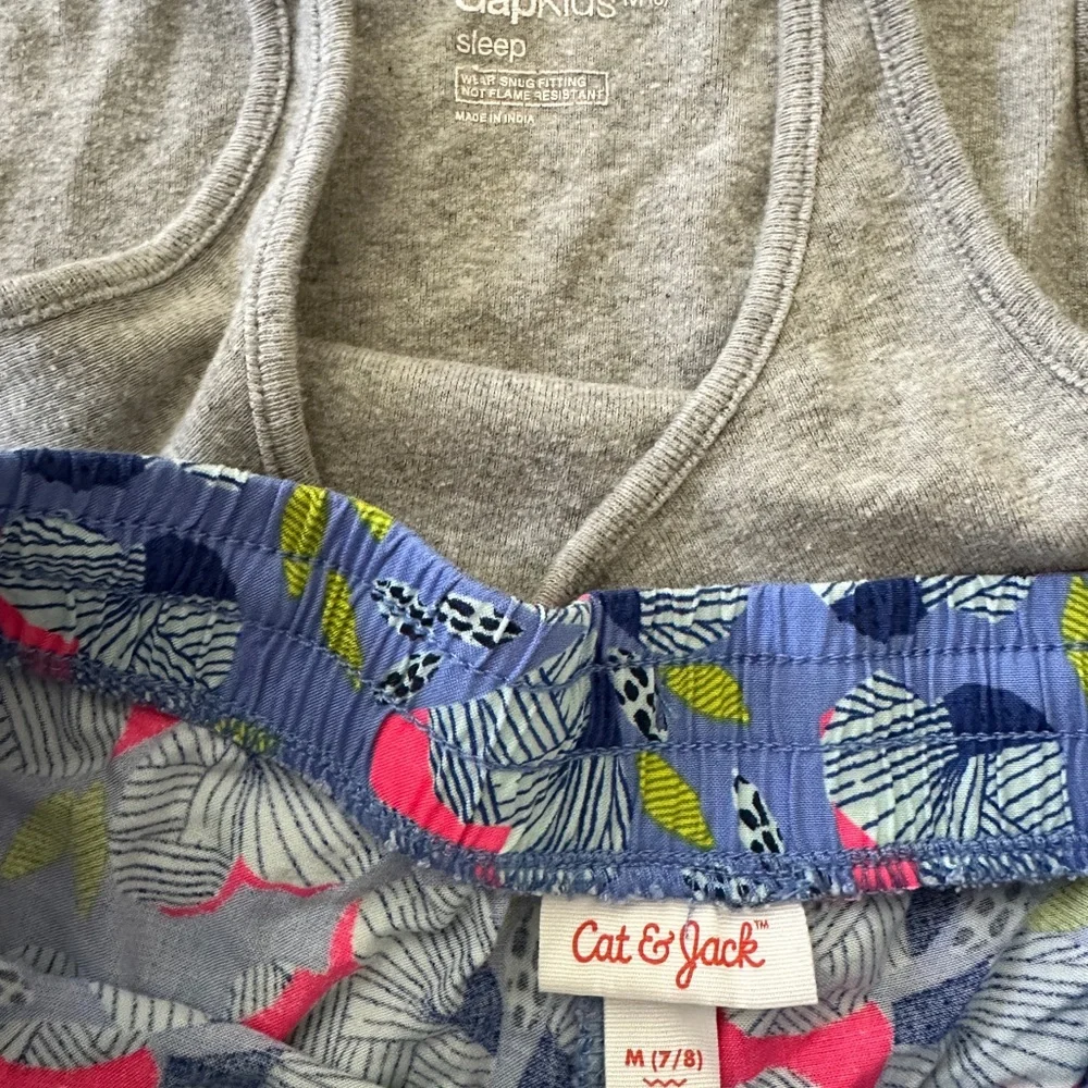 Youth Girl’s size Medium Gap Gray Tank Top & cat & Jack Blue Leaf Print Shorts - Picture 2 of 5